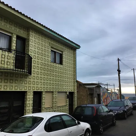 Casa Do Remo Da Aguda * Arcozelo (Porto)